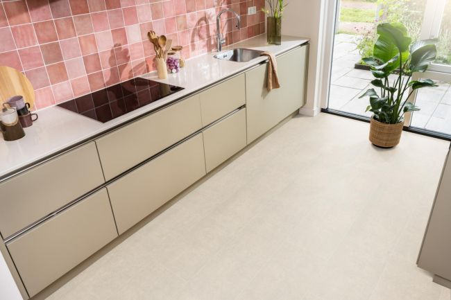 Detroit beton creme