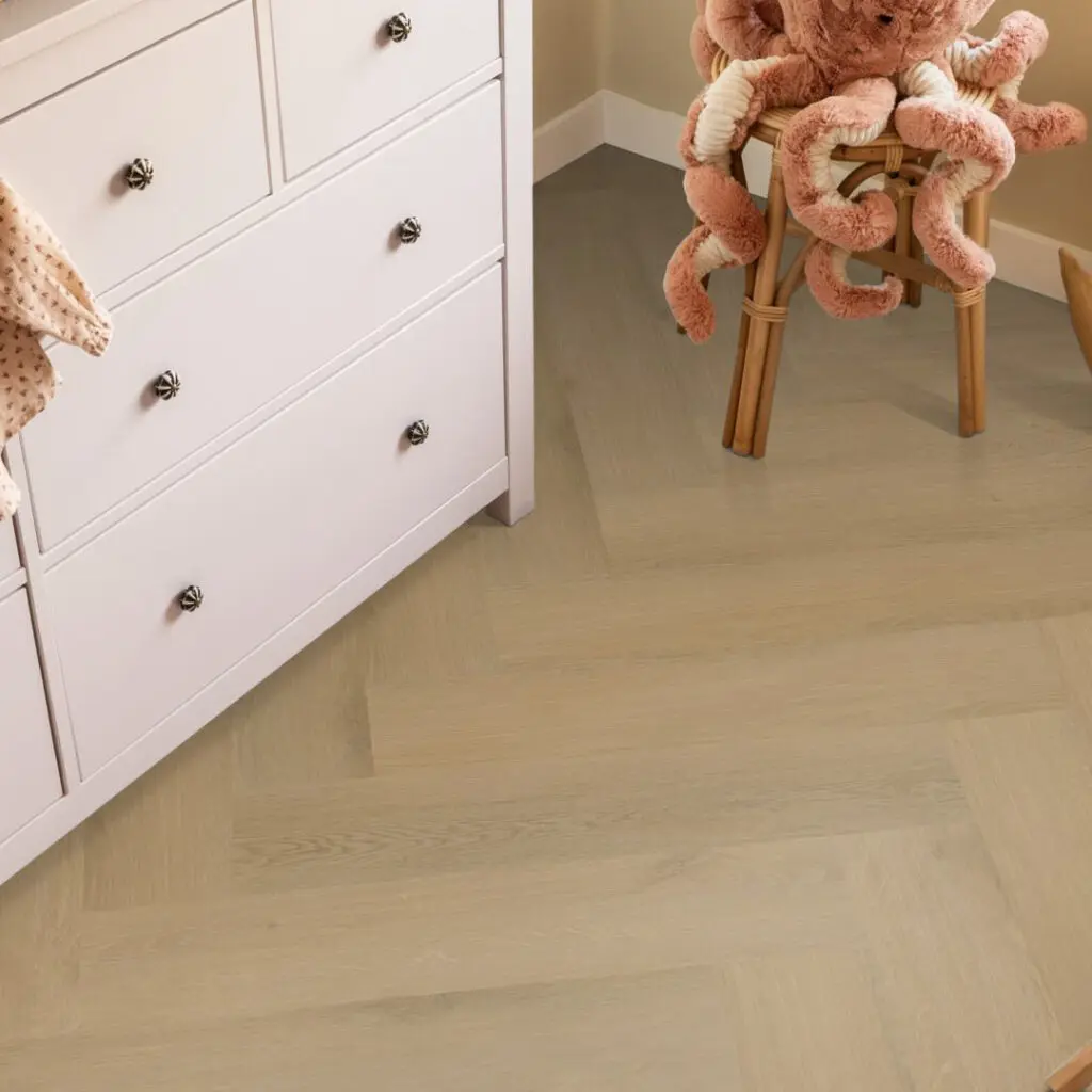 Spigato Navaro visgraat dryback light oak