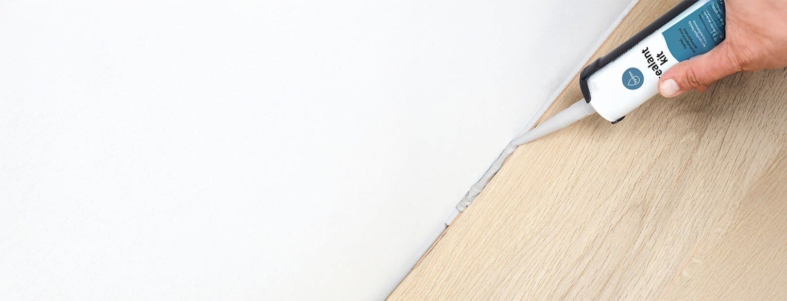 Pvc vloer afkitten: zo kies je de juiste kit en kleur voor een perfect resultaat