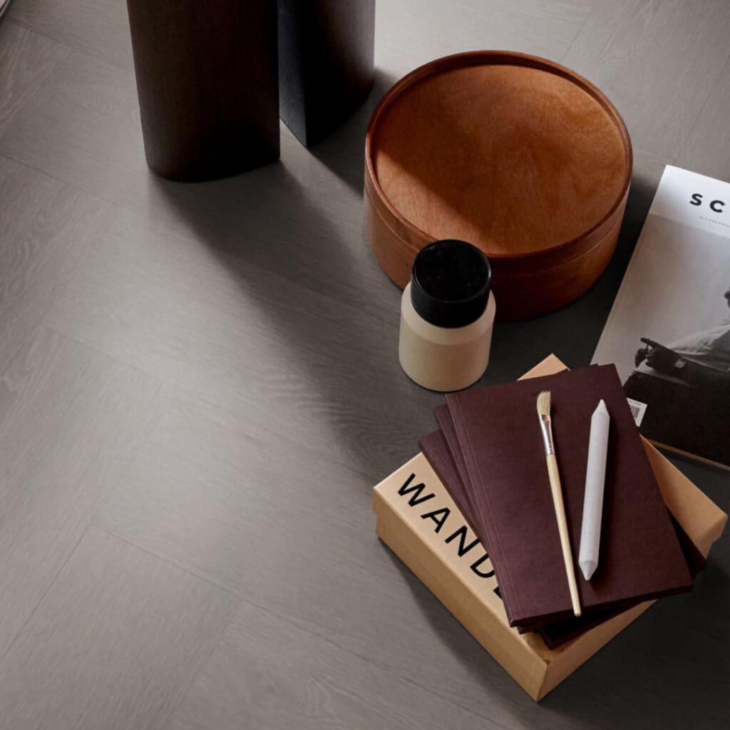 Herringbone click SRC charcoal