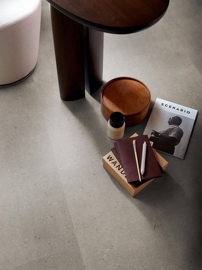 Composite click SRC warm grey