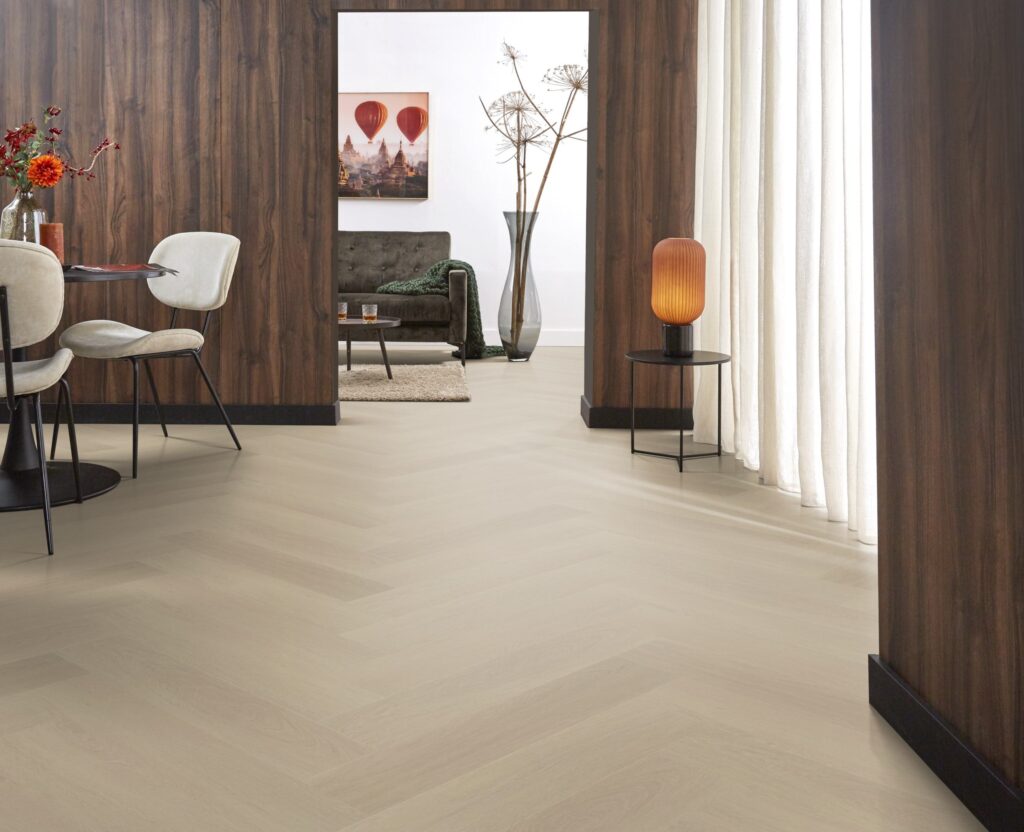 Spigato Estino visgraat dryback beige