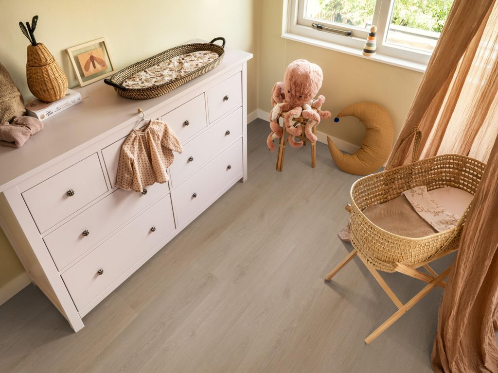Navaro click dark oak